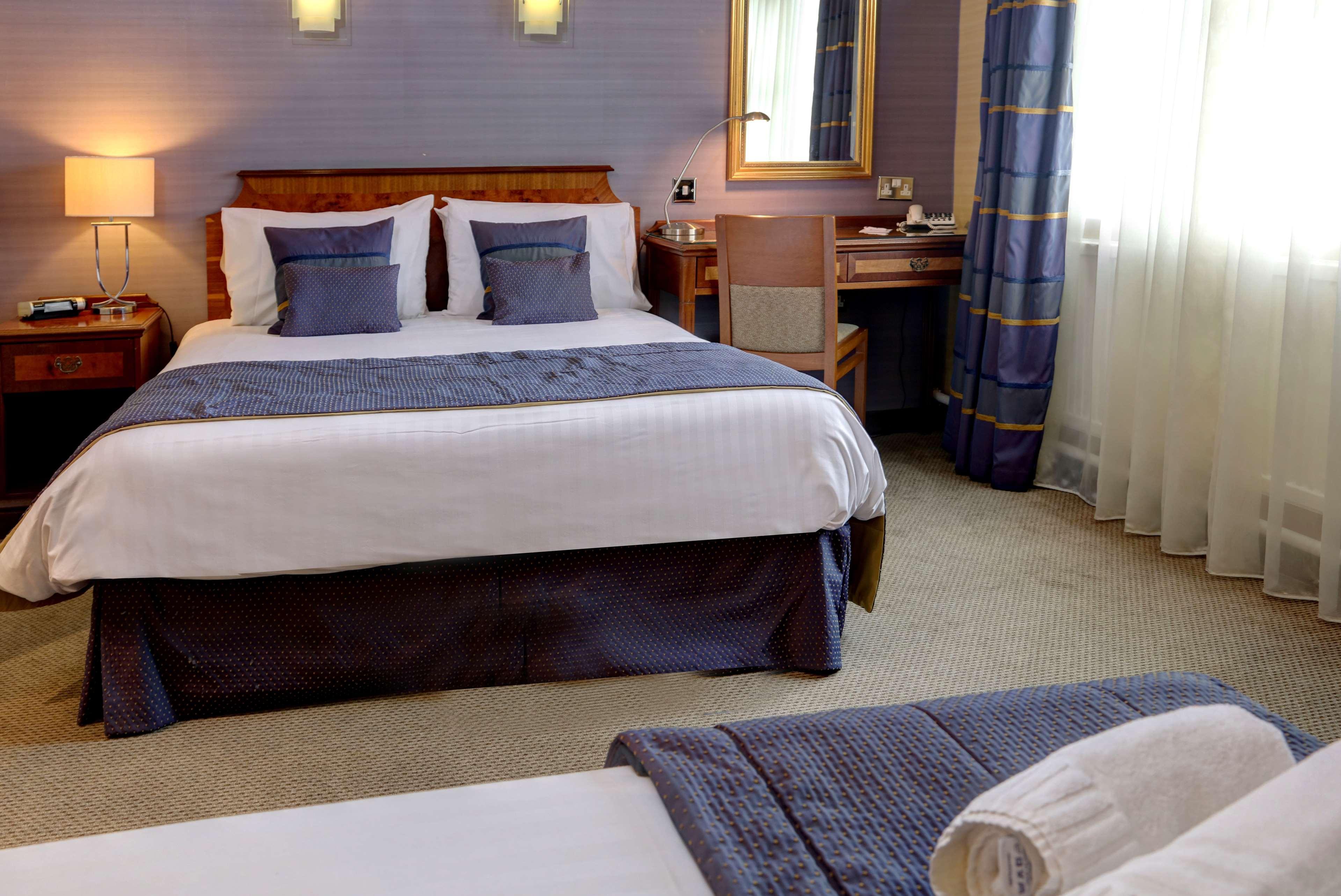 Best Western Aberavon Beach Hotel Порт-Толбот Экстерьер фото